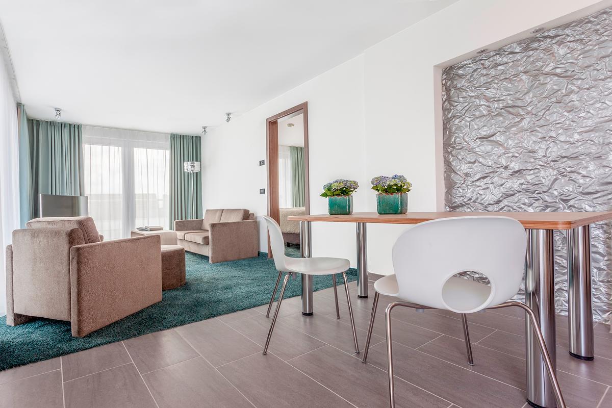 Hotel Schelf Gmbh & Co. Kg Büsum Exteriör bild